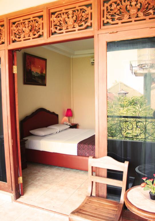 Hotel Puri Nusantara Kuta Lombok Extérieur photo