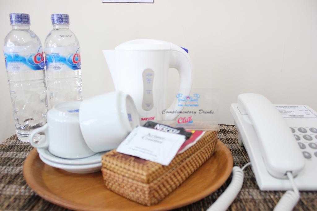 Hotel Puri Nusantara Kuta Lombok Extérieur photo